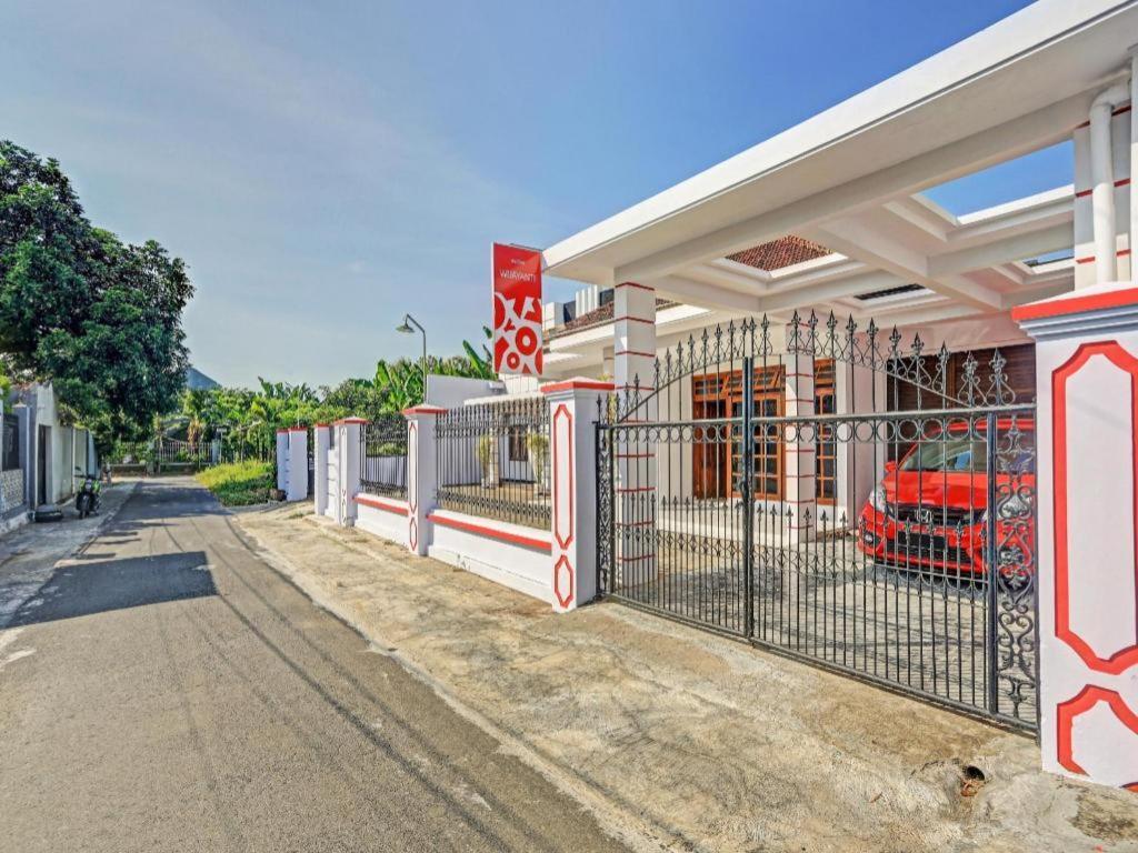 Oyo 90344 Wijayanti Banyuwangi (East Java) Exterior foto